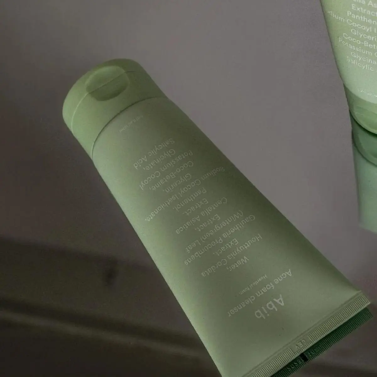 Acne Foam Cleanser Heartleaf Foam 150mL - Image 4