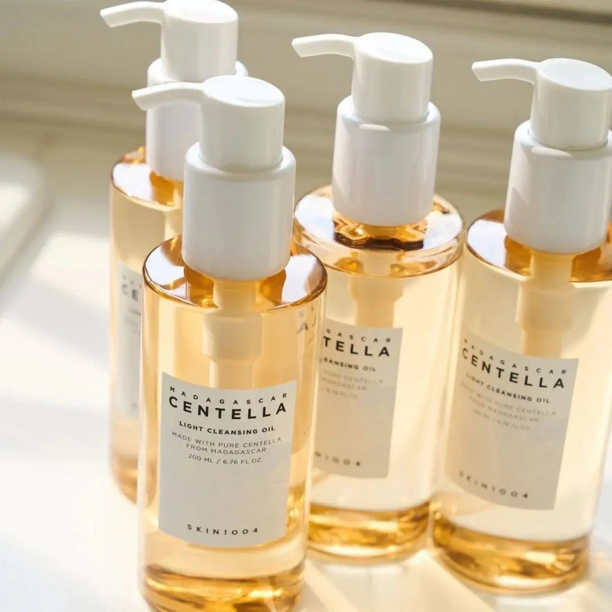 Madagascar Centella Light Cleansing Oil - Image 3